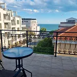 морски бряг *